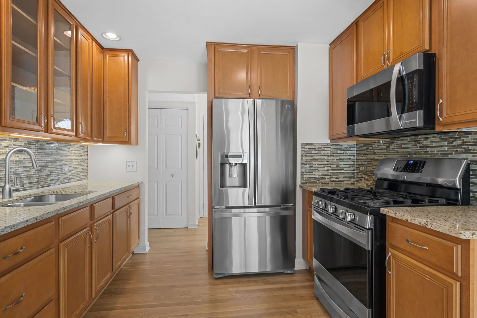 7 Greystone Court Property Photo 3