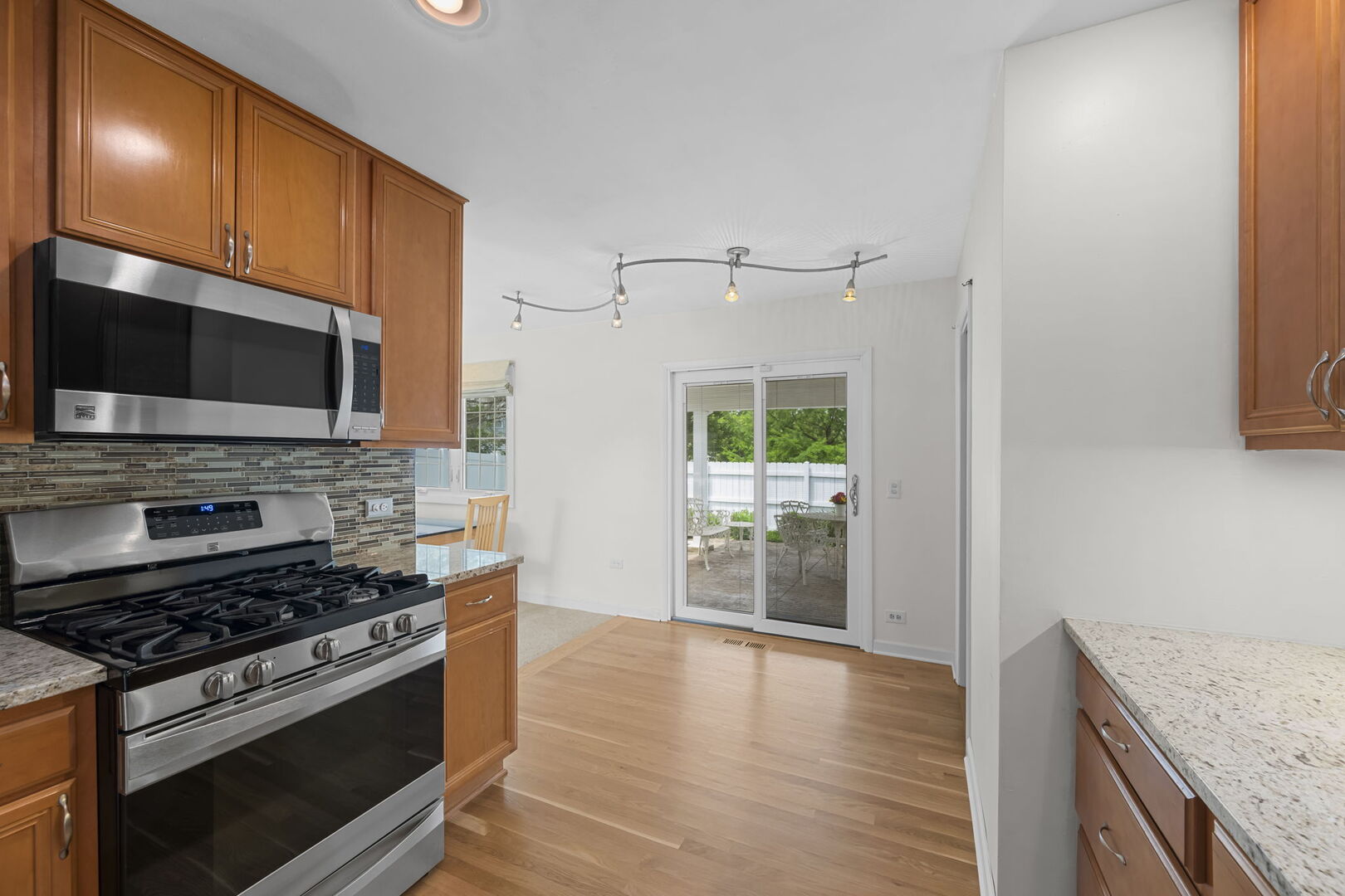 7 Greystone Court Property Photo 9