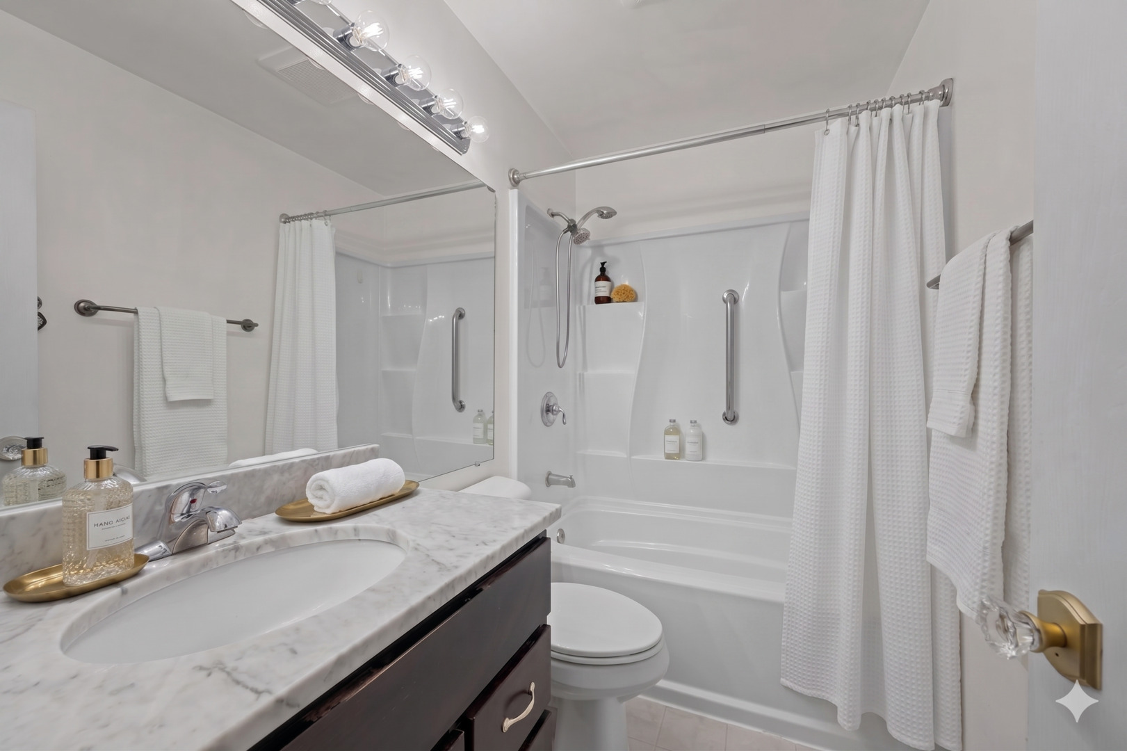 7 Greystone Court Property Photo 11