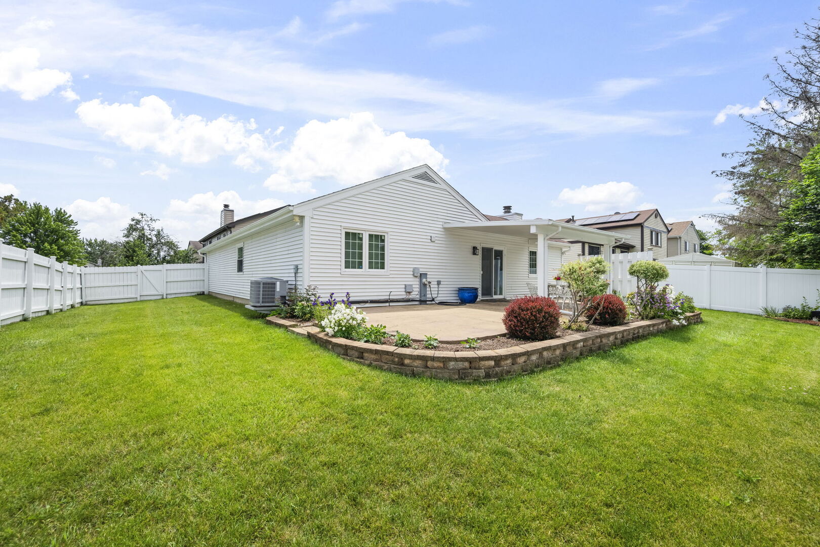 7 Greystone Court Property Photo 18