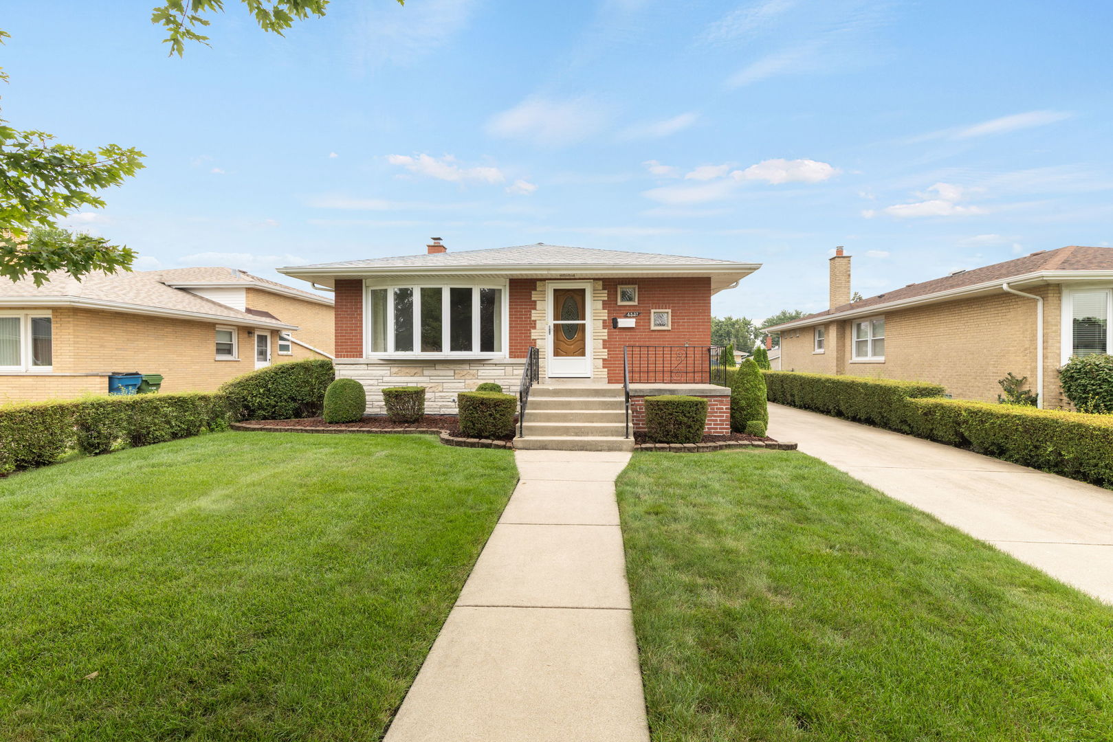 4537 W 100th Place Property Photo 1
