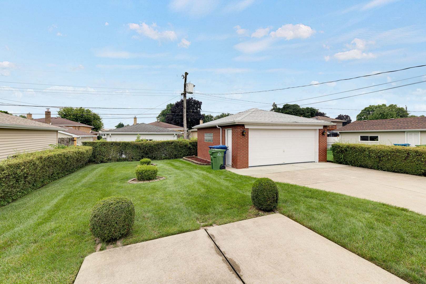4537 W 100th Place Property Photo 11