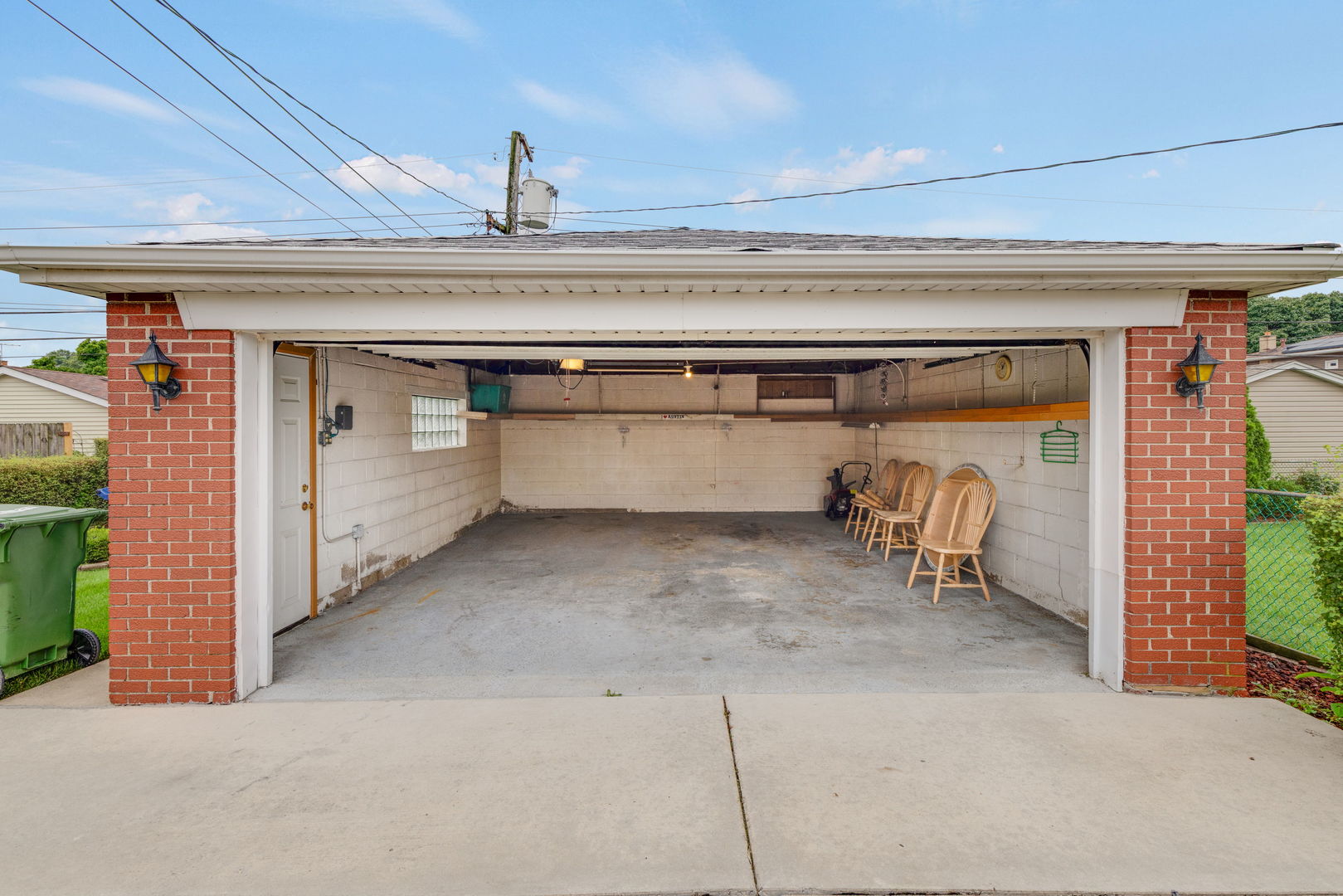 4537 W 100th Place Property Photo 12
