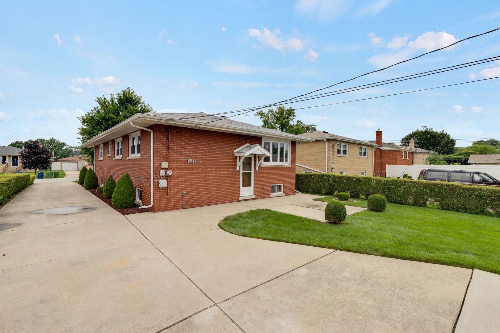 4537 W 100th Place Property Photo 13