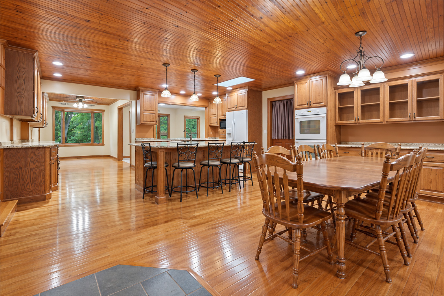 26 Timber Ridge Drive Property Photo 4