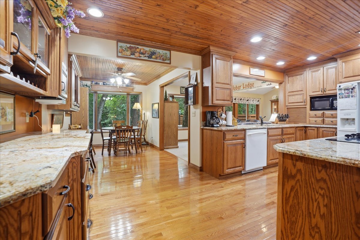 26 Timber Ridge Drive Property Photo 6