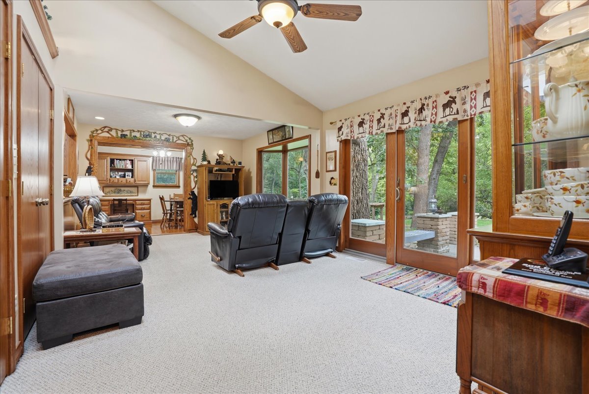 26 Timber Ridge Drive Property Photo 16