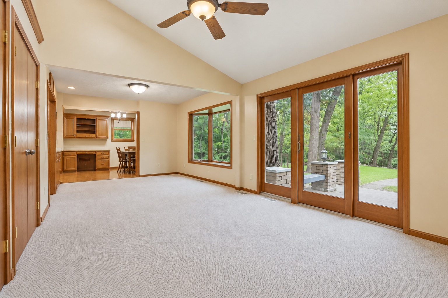26 Timber Ridge Drive Property Photo 17