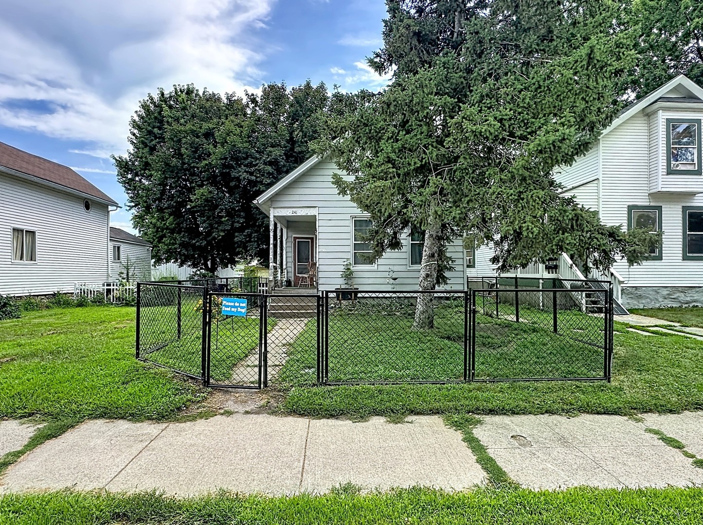 241 1st Avenue Property Photo 2
