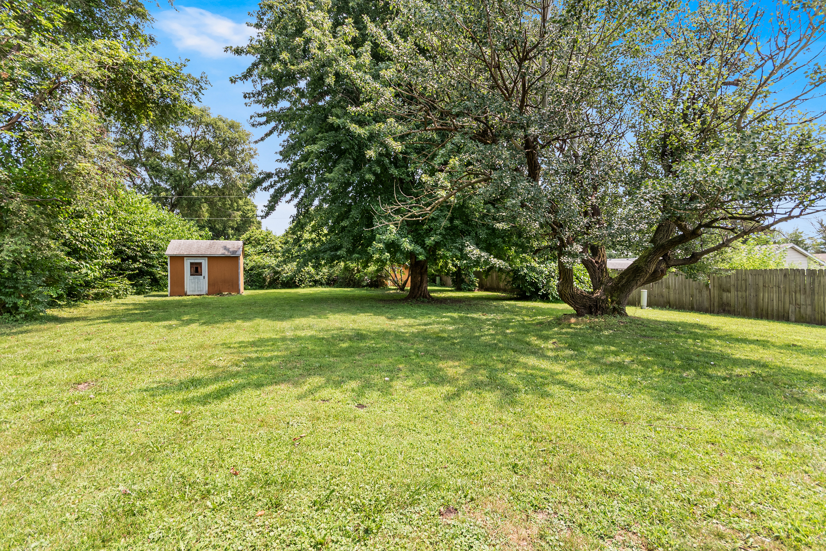 9070 Kings Road Property Photo 19