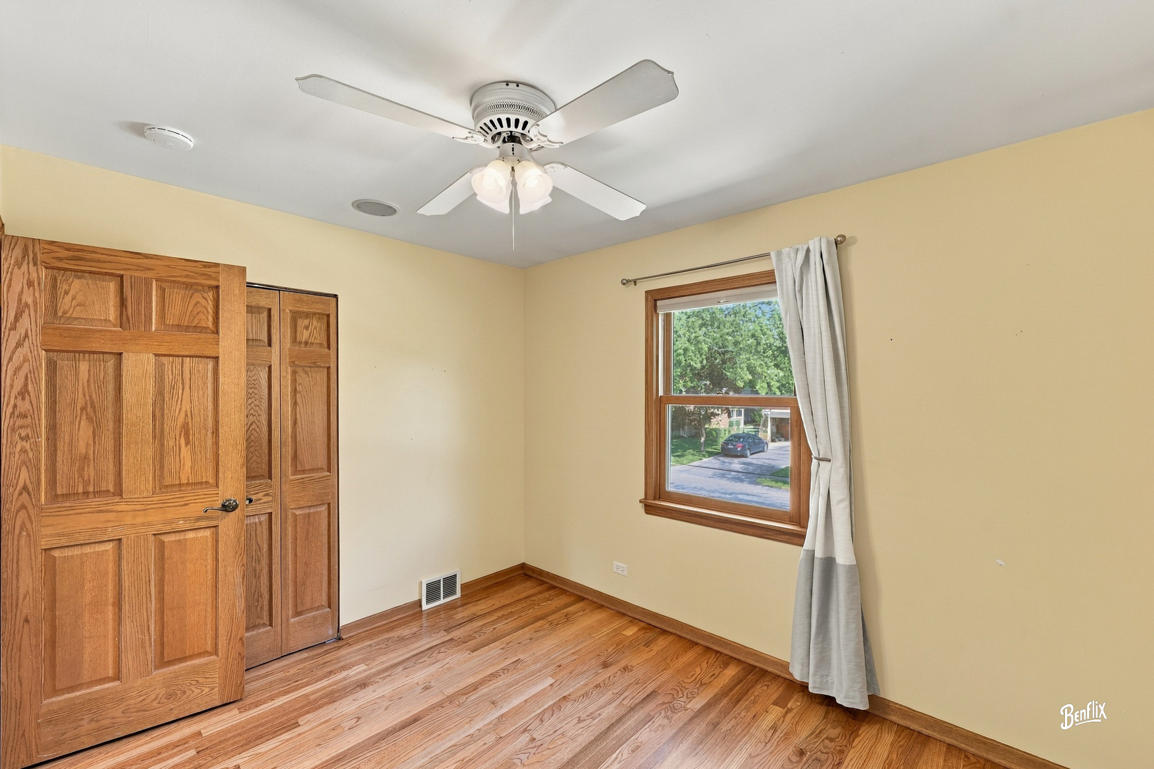 1341 E Virginia Drive Property Photo 14