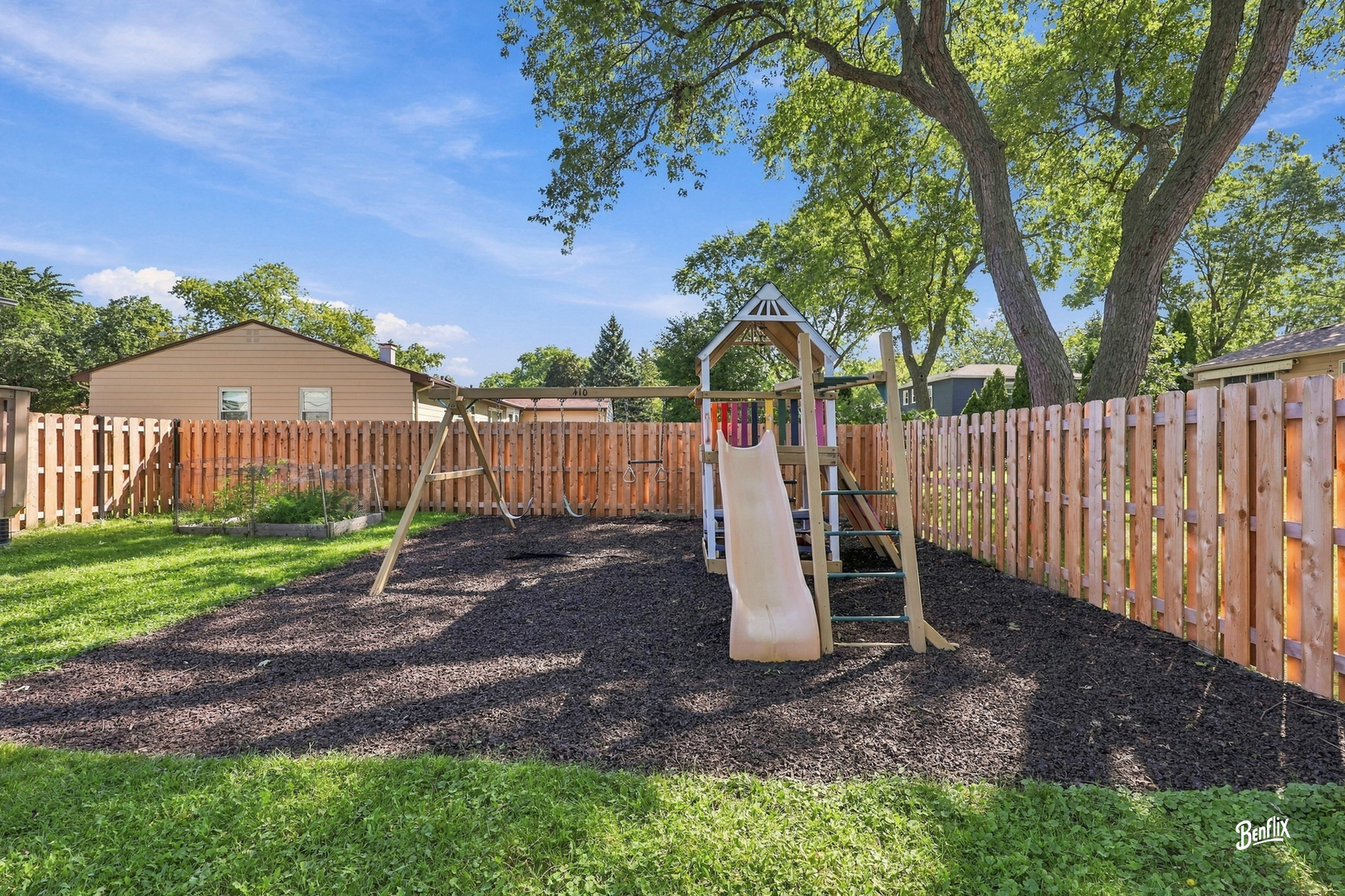 1341 E Virginia Drive Property Photo 19