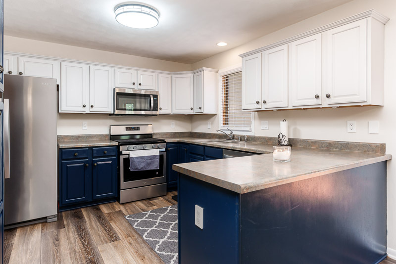 1142 University Parkway Property Photo 11