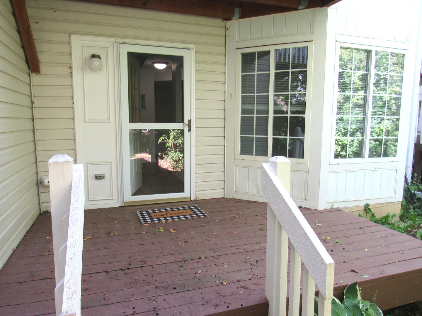 255 W Treehouse Lane Property Photo 1