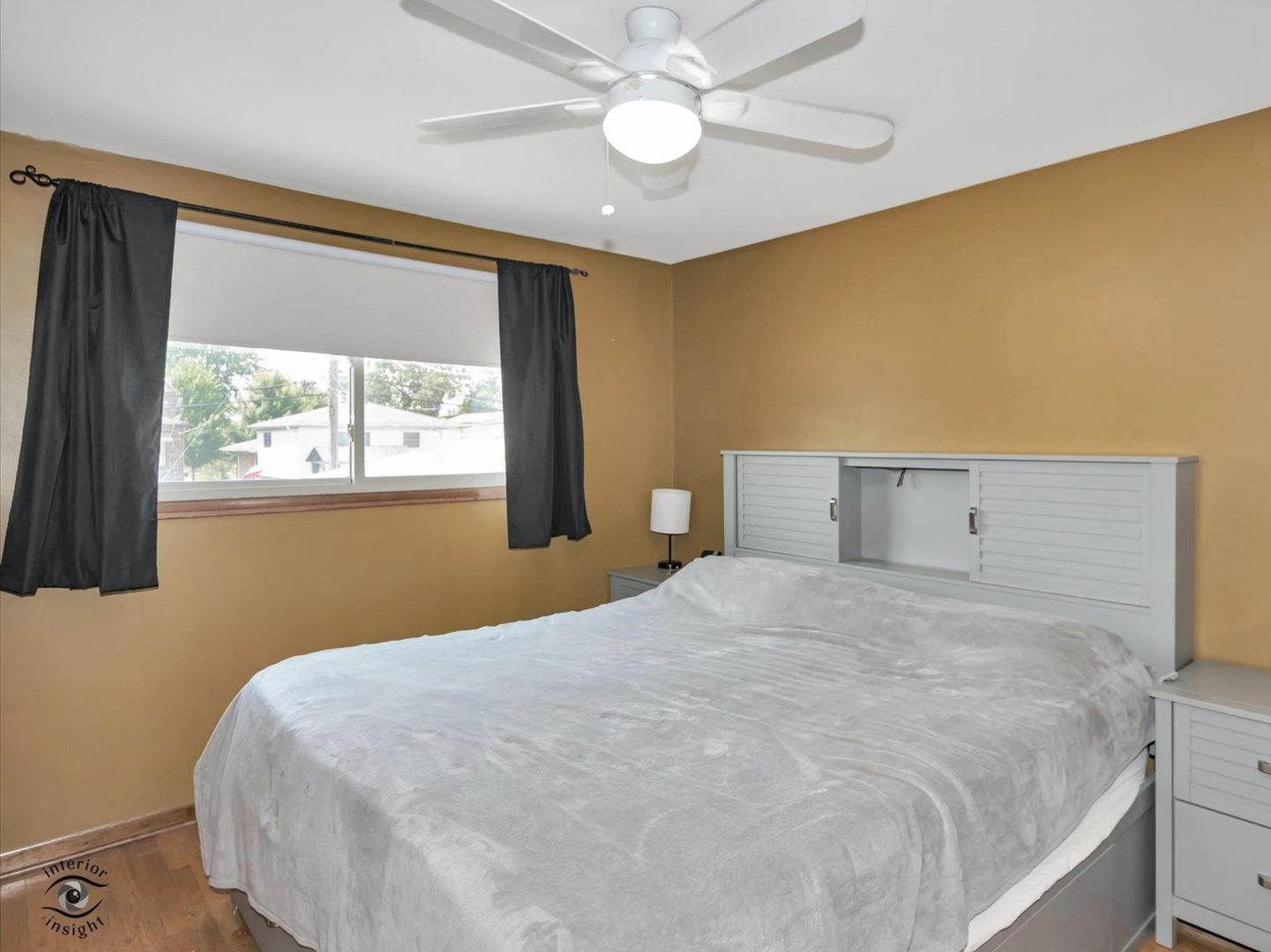 11044 Menard Avenue Property Photo 12