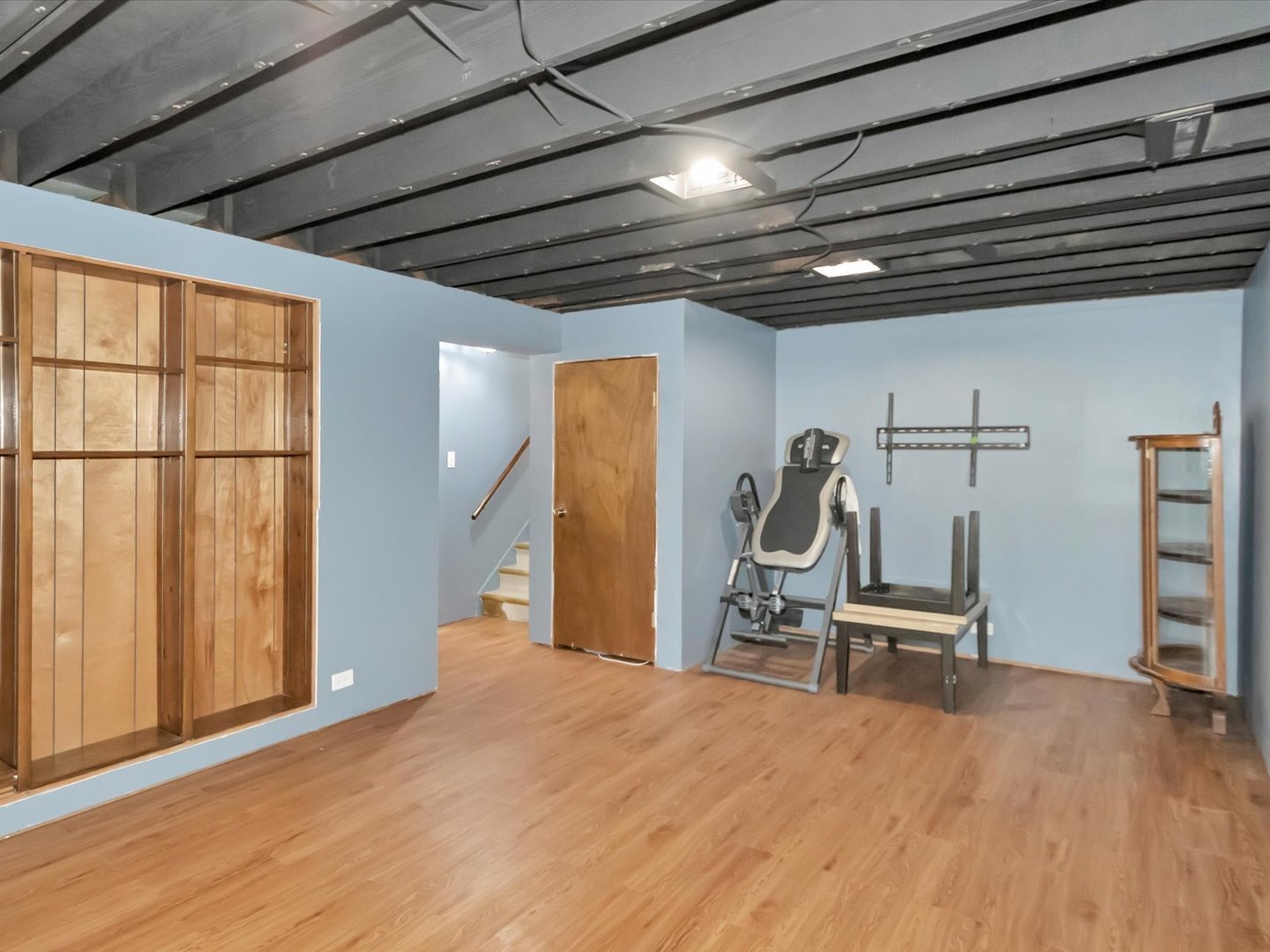 11044 Menard Avenue Property Photo 18