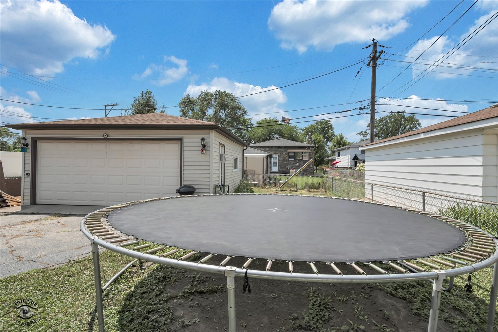 11044 Menard Avenue Property Photo 23