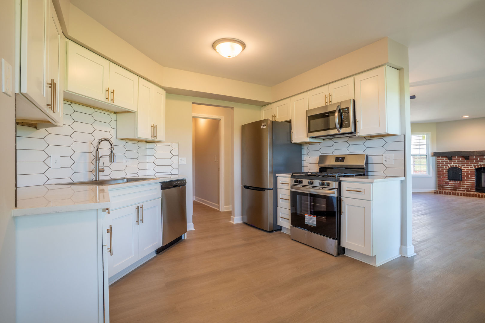 1621 Glengarry Court 1621 Property Photo 8