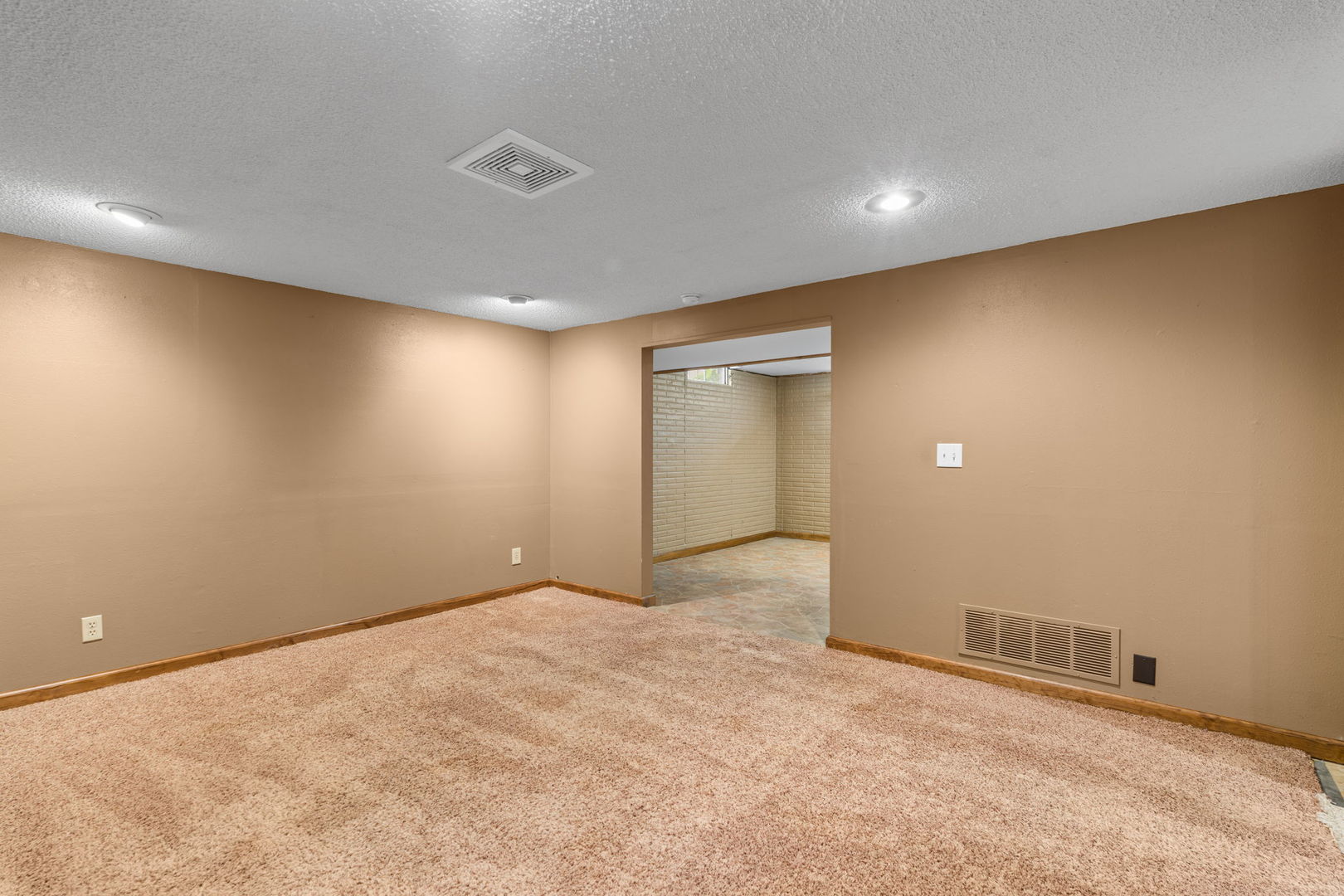 1622 Hitching Post Lane Property Photo 25