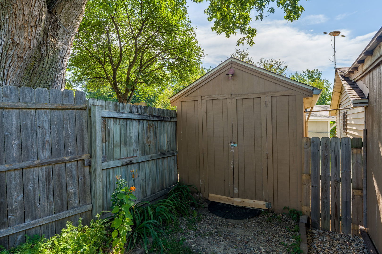 1622 Hitching Post Lane Property Photo 40