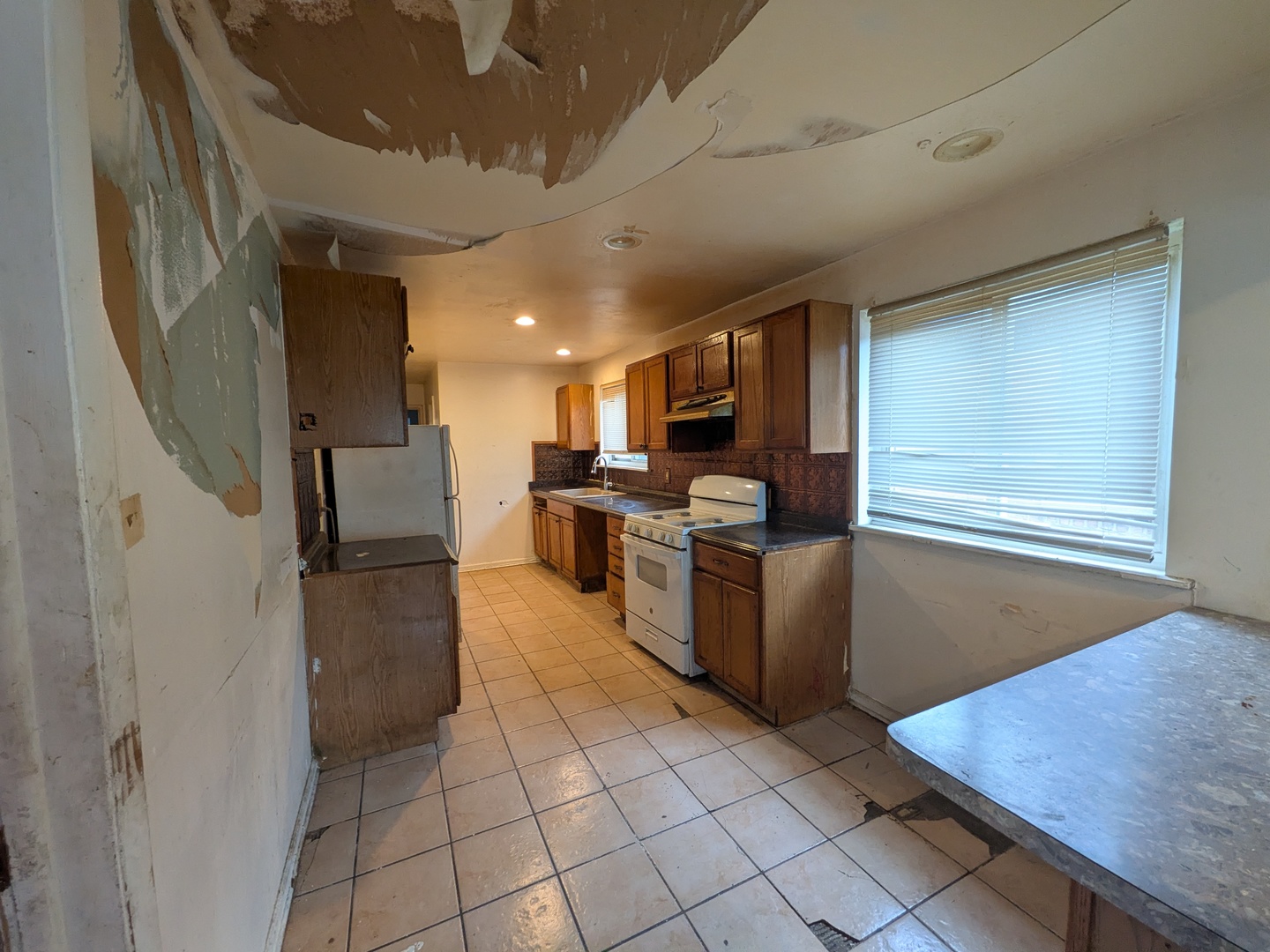 8443 S State Street Property Photo 3
