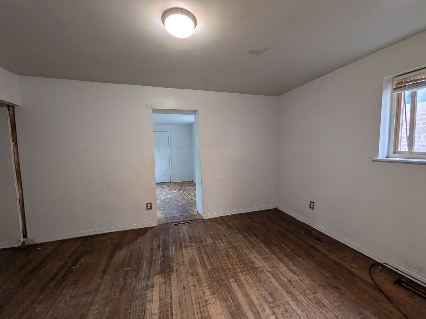 8443 S State Street Property Photo 6