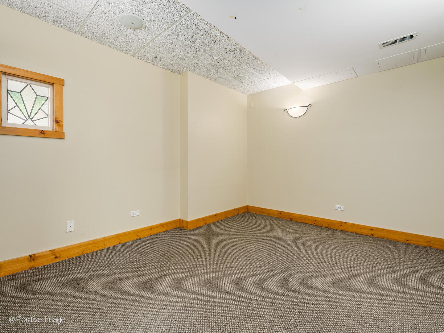 1125 N Delany Road Property Photo 16
