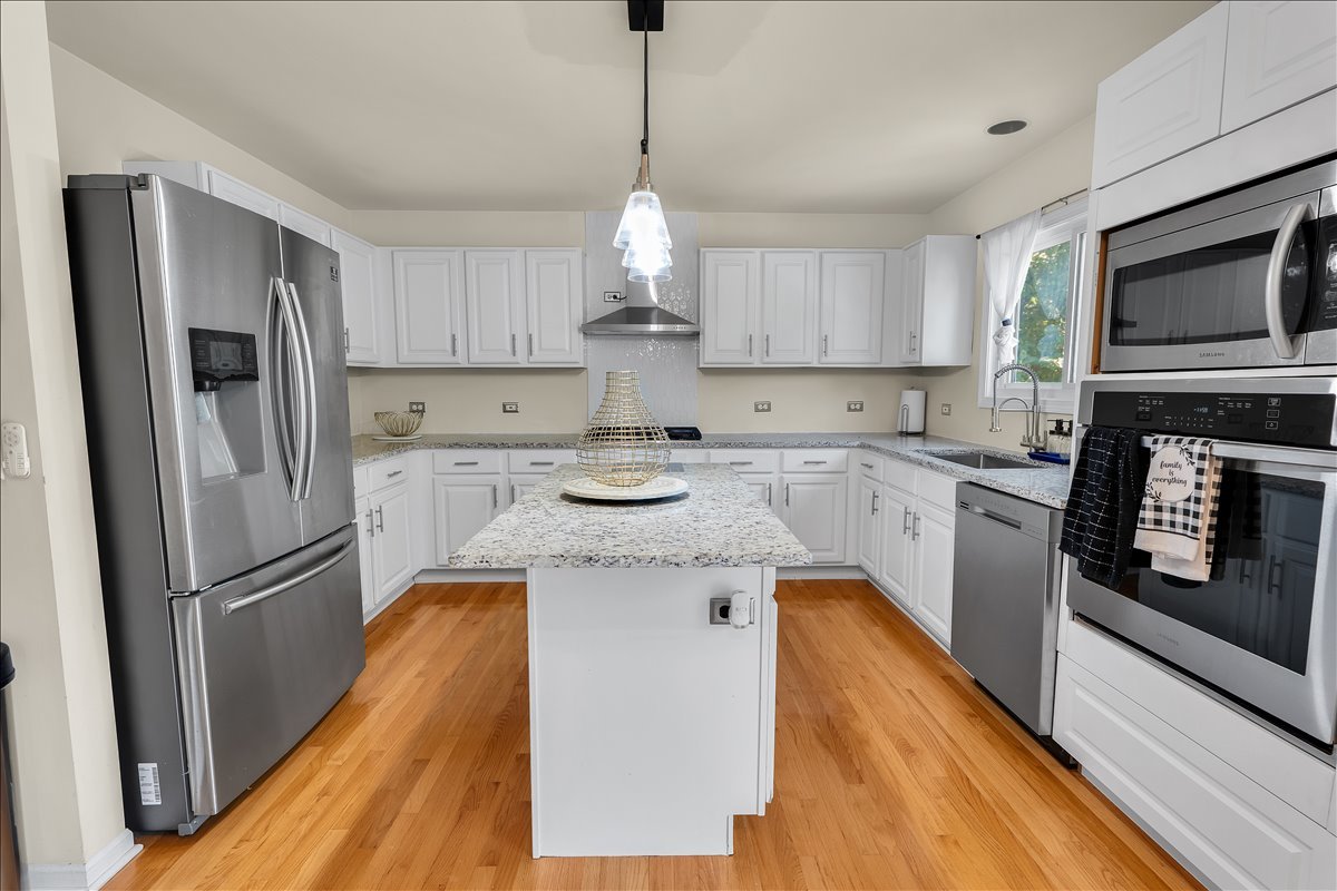 1877 Marne Road Property Photo 12