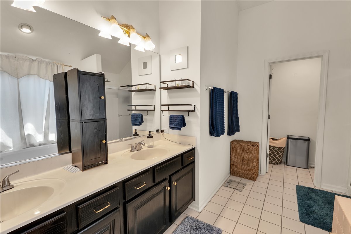 1877 Marne Road Property Photo 24