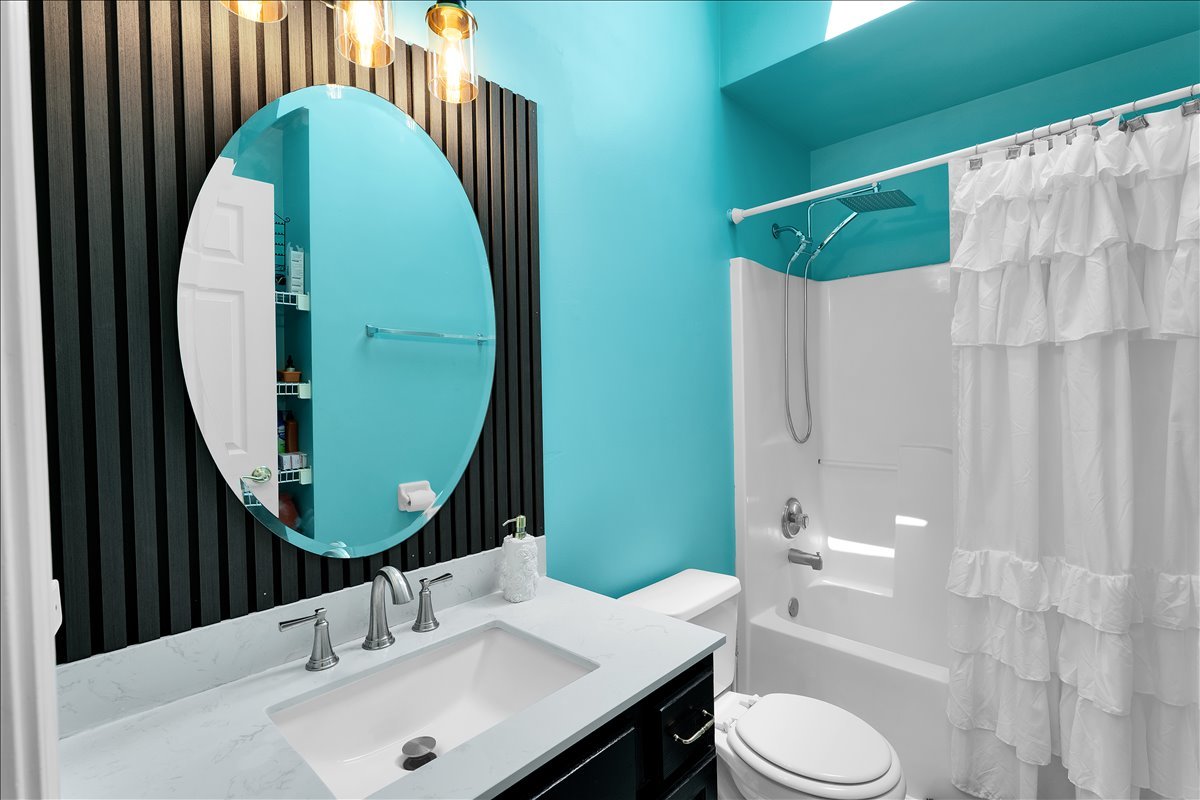 1877 Marne Road Property Photo 32