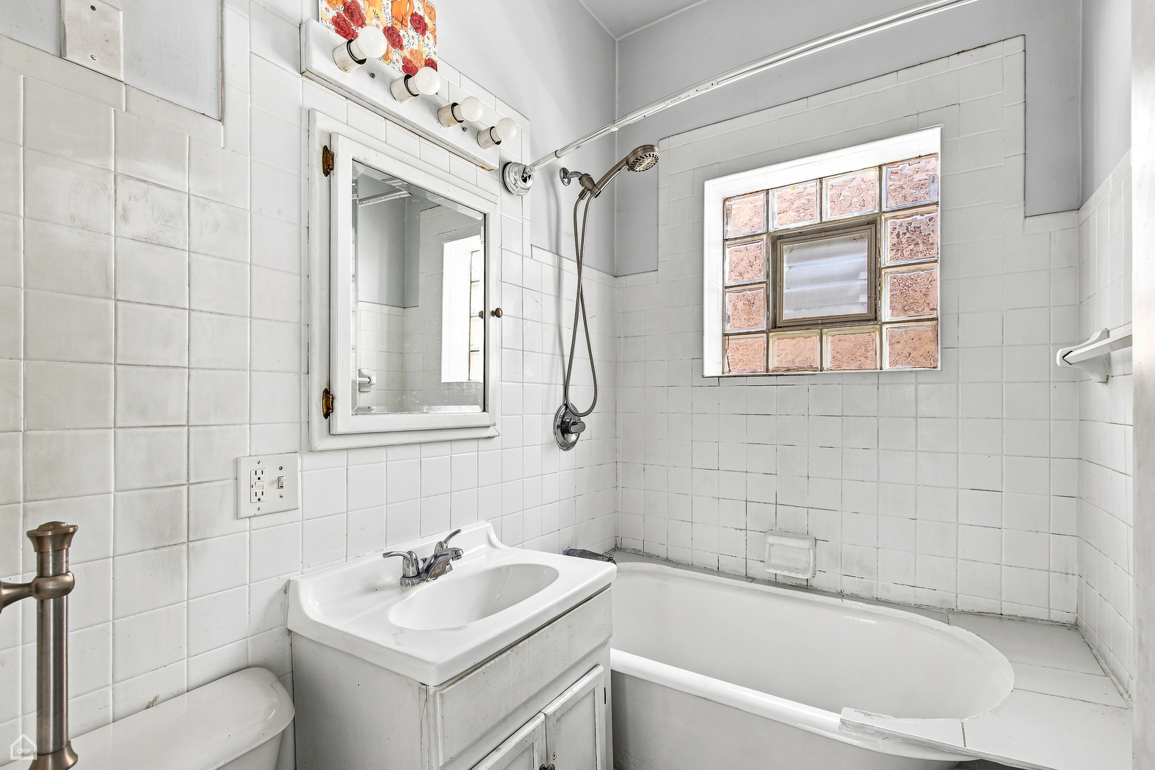 2959 N Elston Avenue Property Photo 15