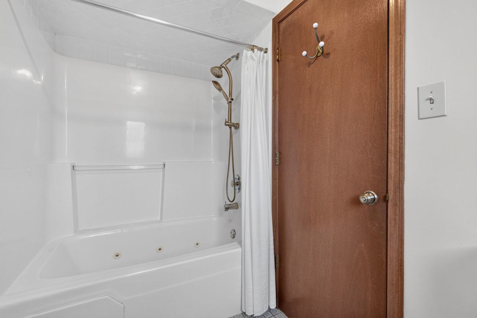 11644 Brookwood Drive Property Photo 22