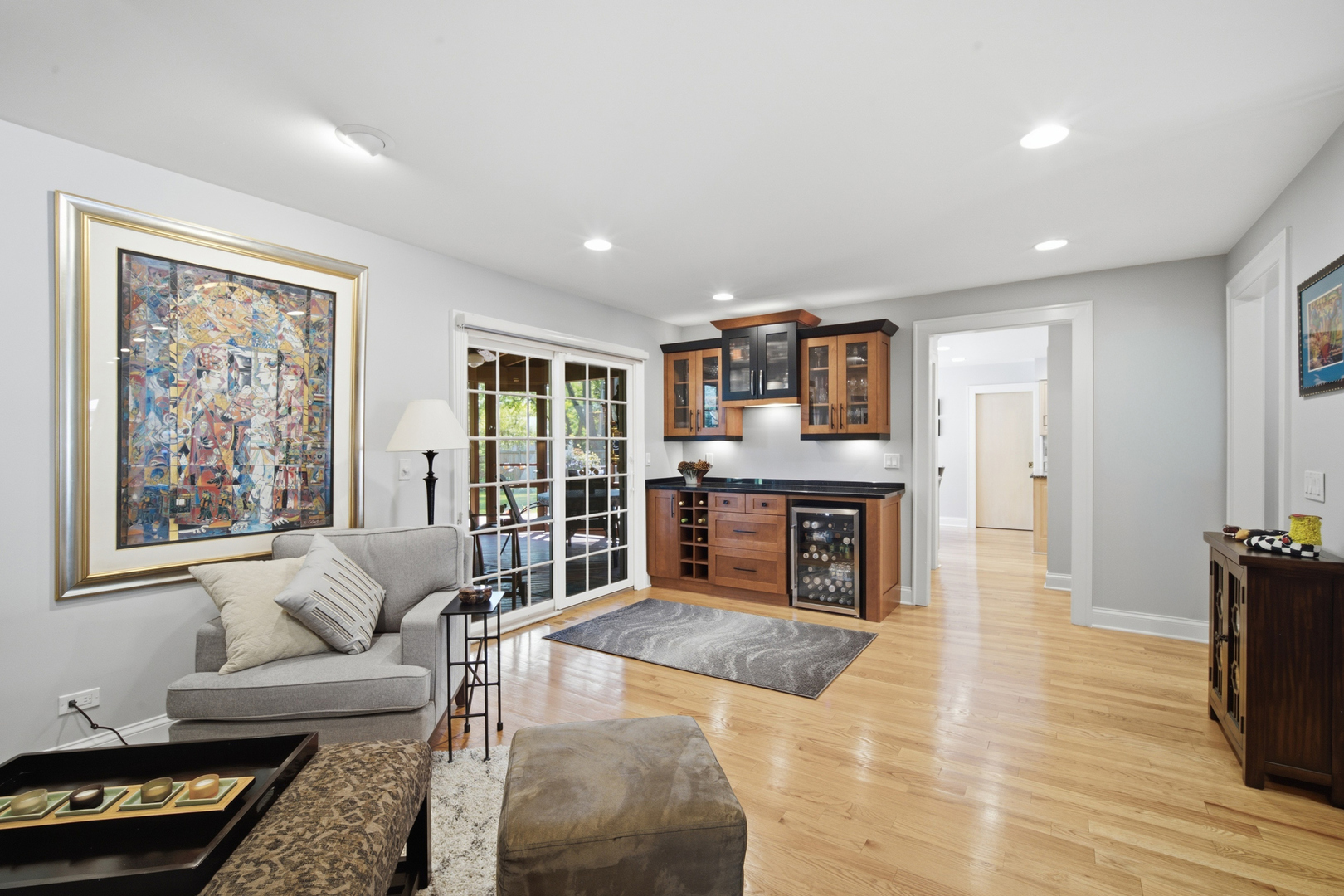 301 Earls Court Property Photo 10