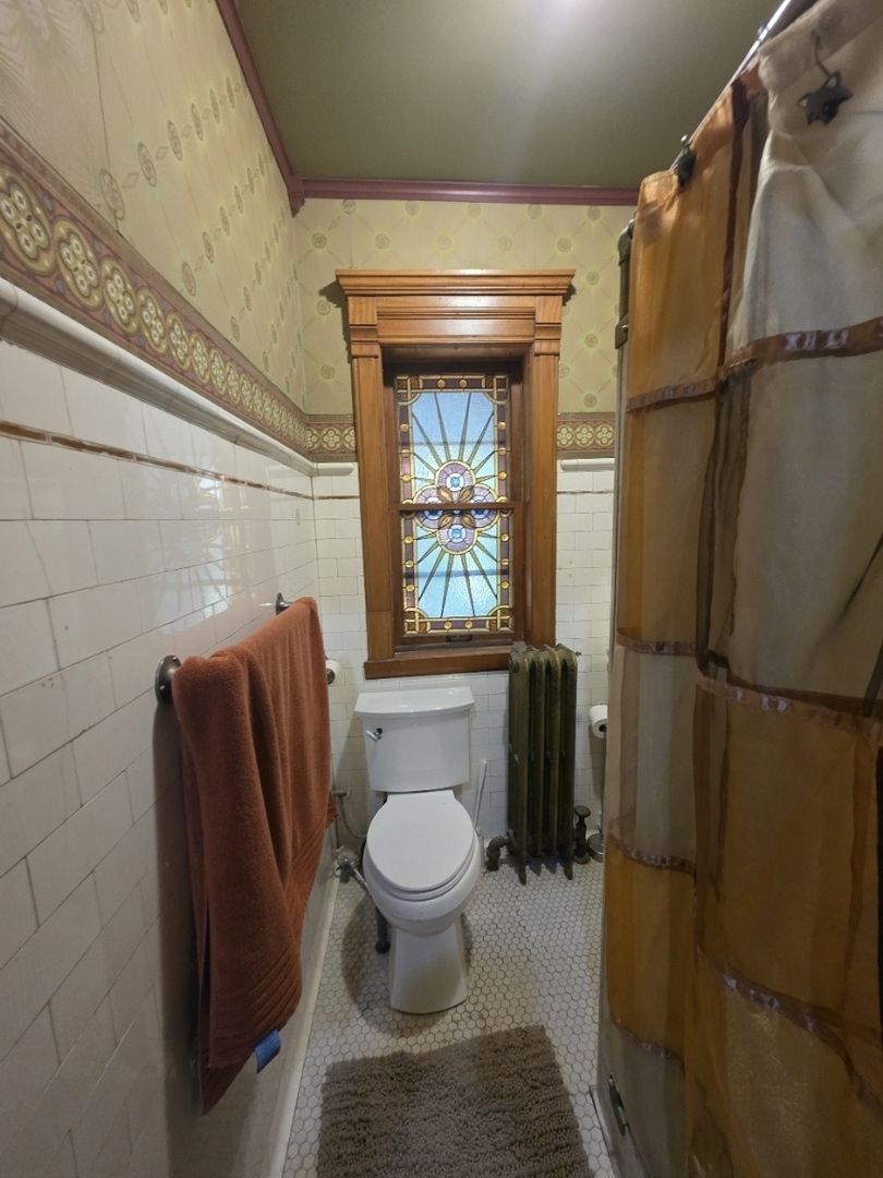 705 W Highland Avenue Property Photo 31