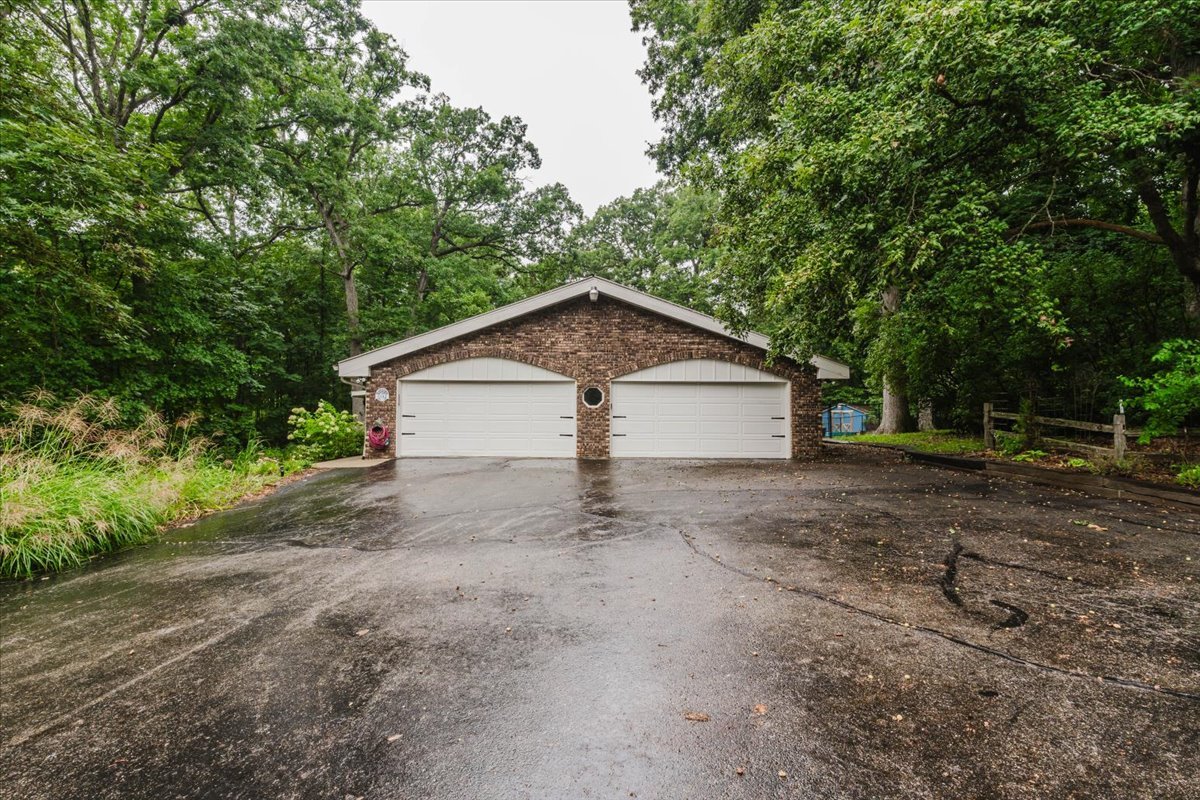 8862 E 1400 North Road Property Photo 3