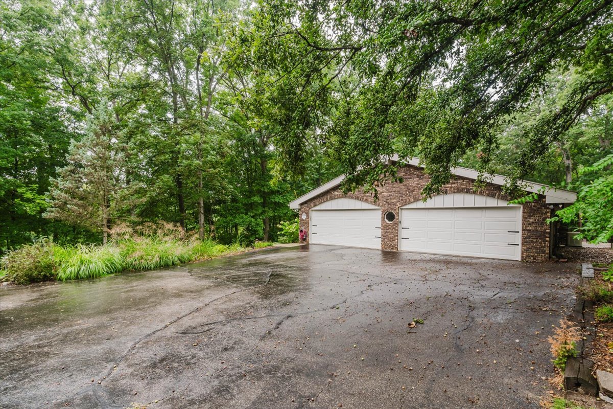 8862 E 1400 North Road Property Photo 4