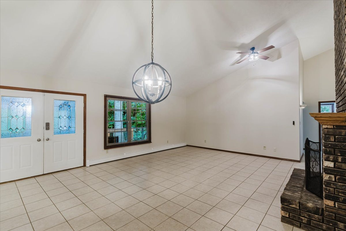 8862 E 1400 North Road Property Photo 17