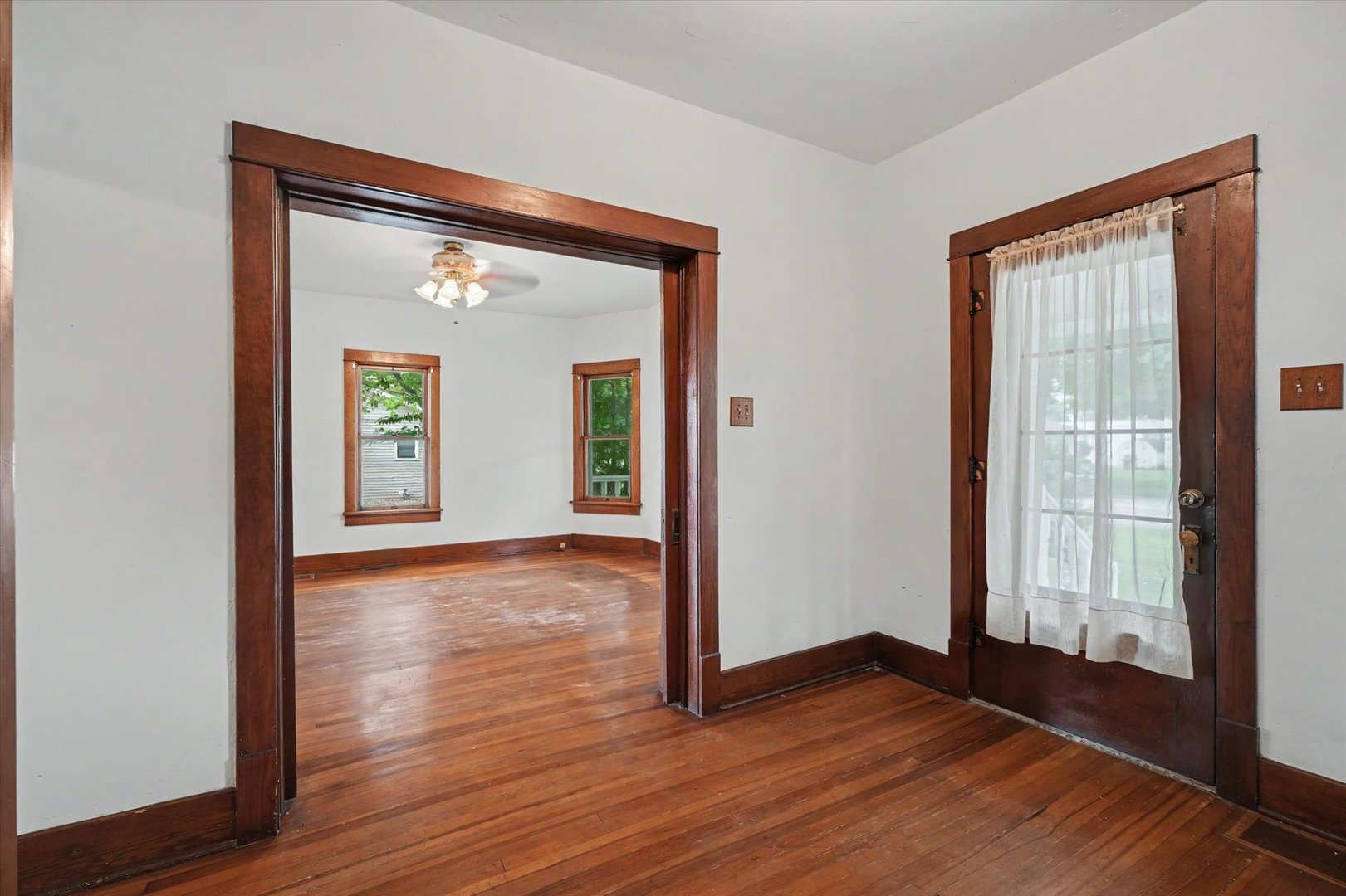 106 S Pine Street Property Photo 11