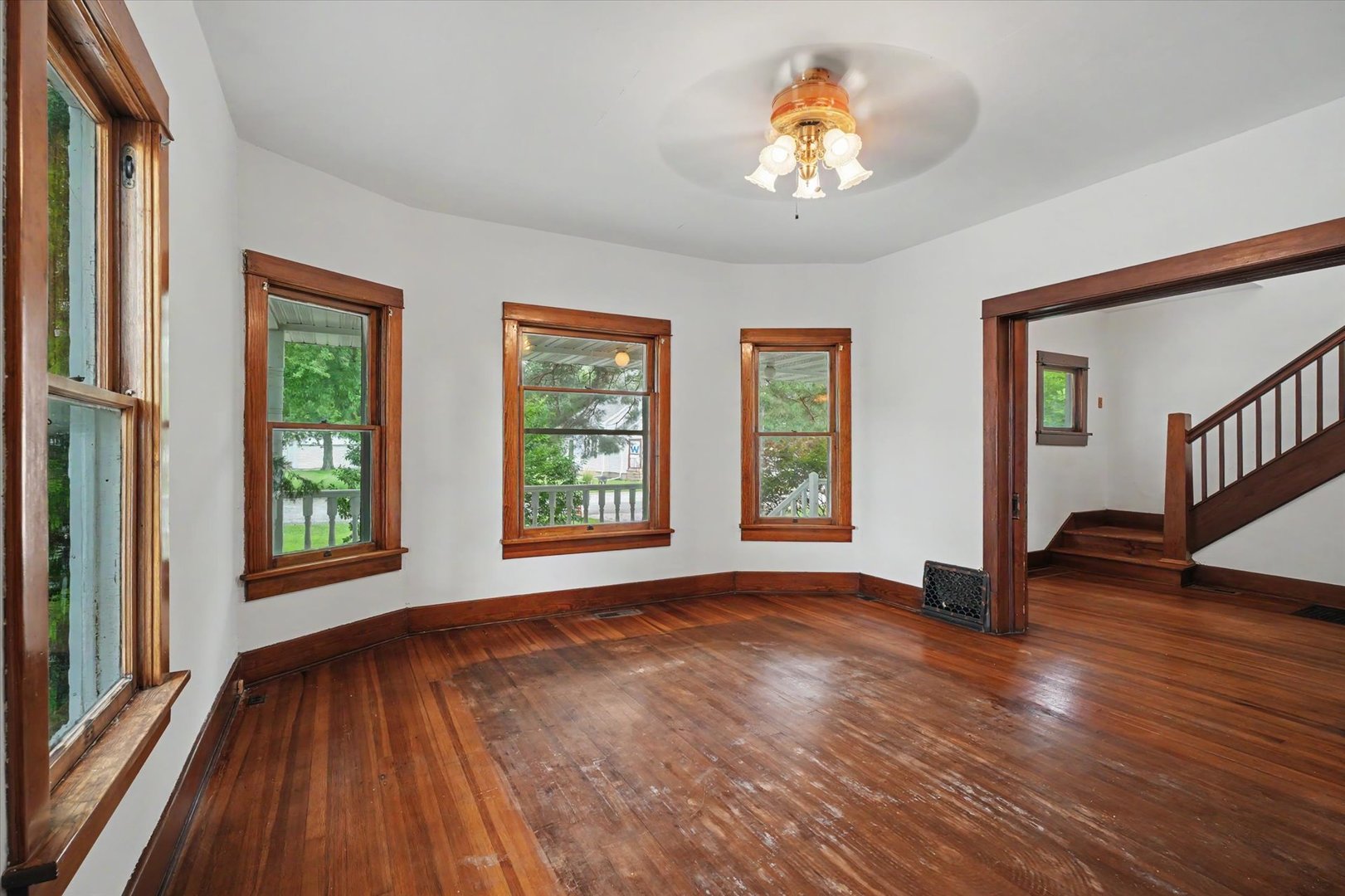 106 S Pine Street Property Photo 12