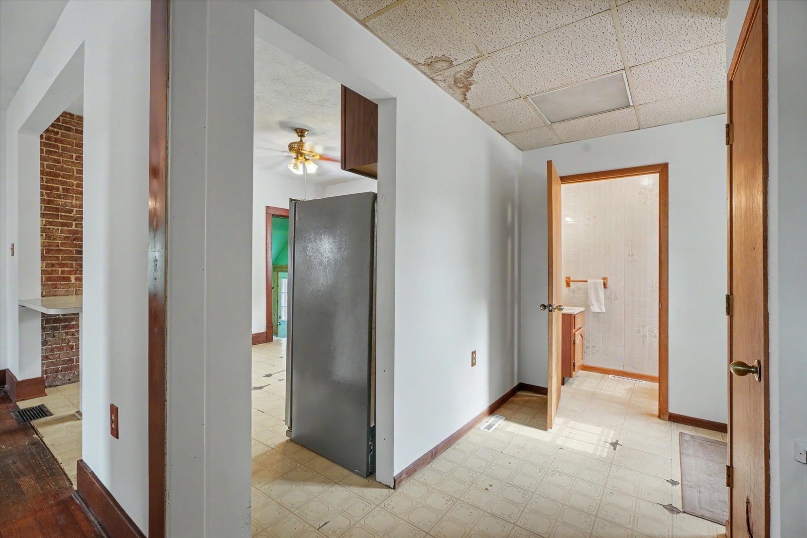 106 S Pine Street Property Photo 25