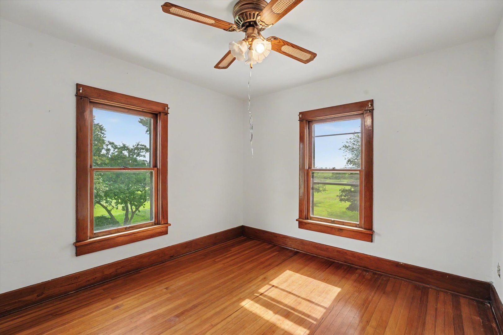 106 S Pine Street Property Photo 31