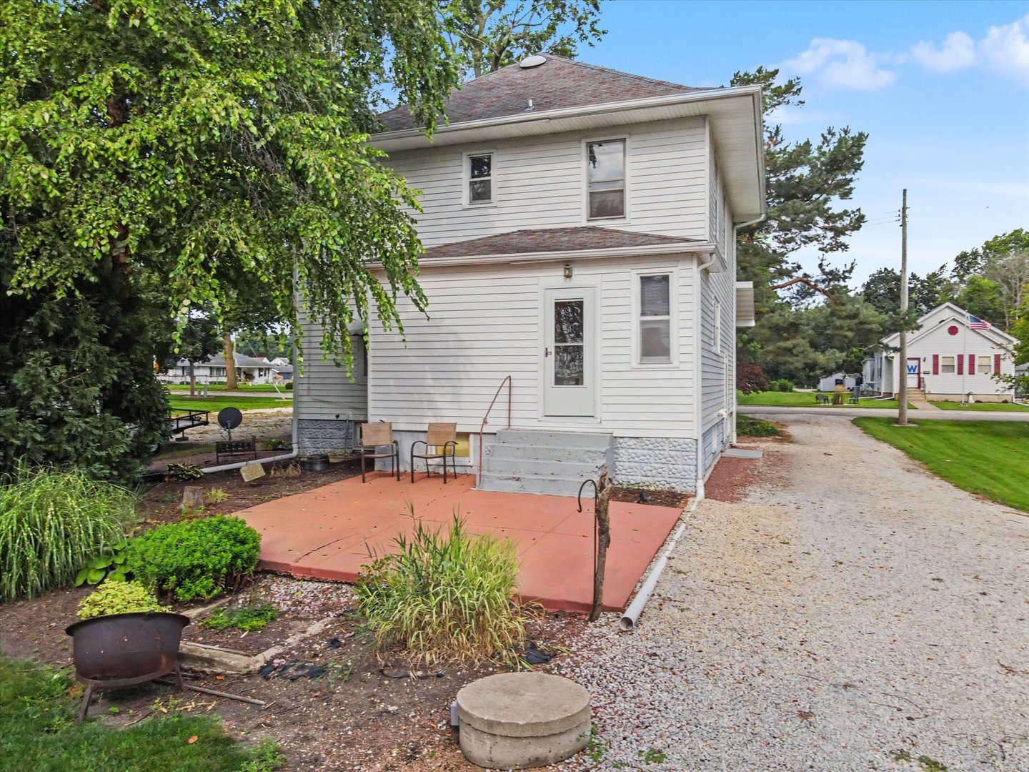 106 S Pine Street Property Photo 45