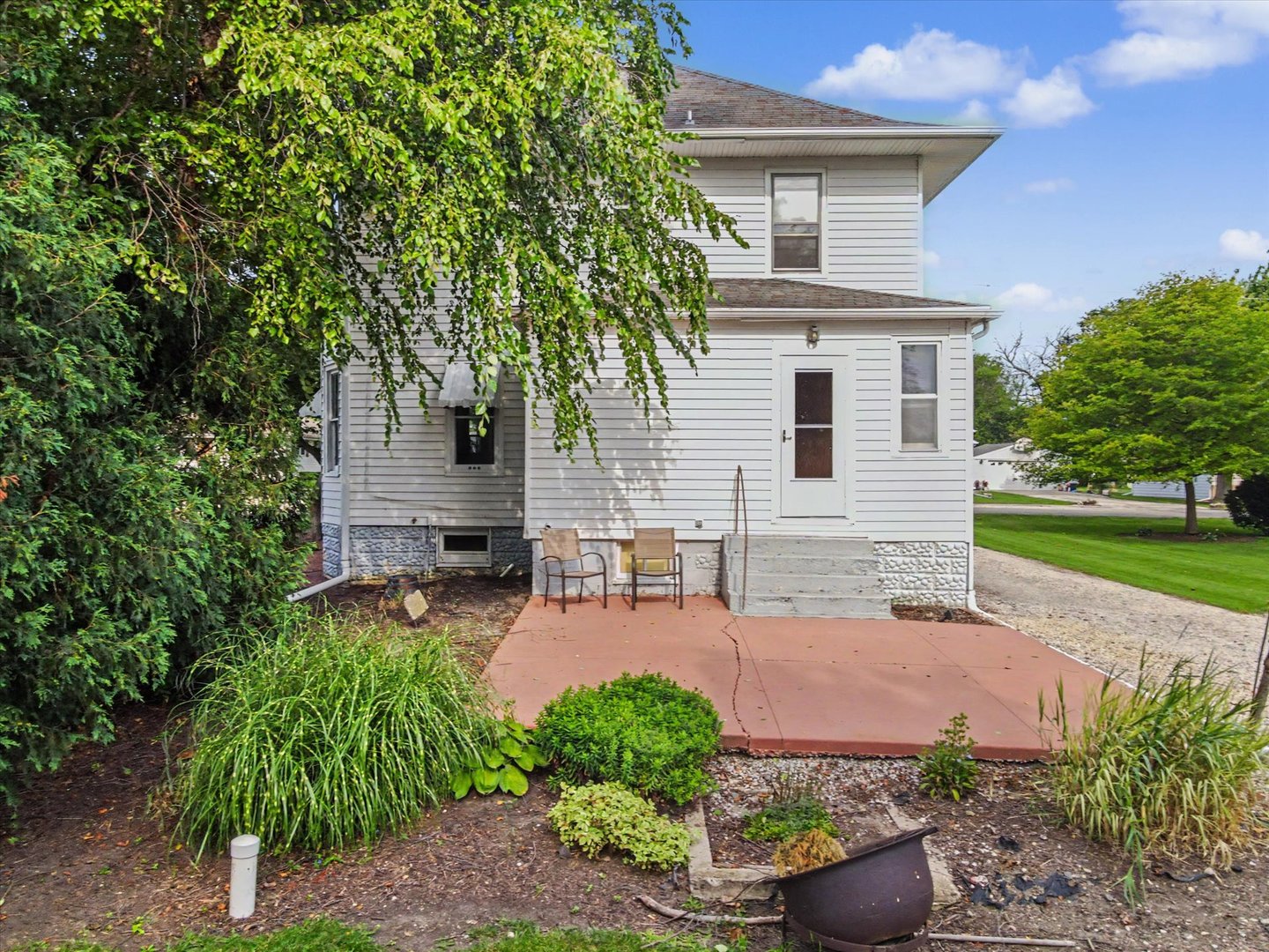 106 S Pine Street Property Photo 46