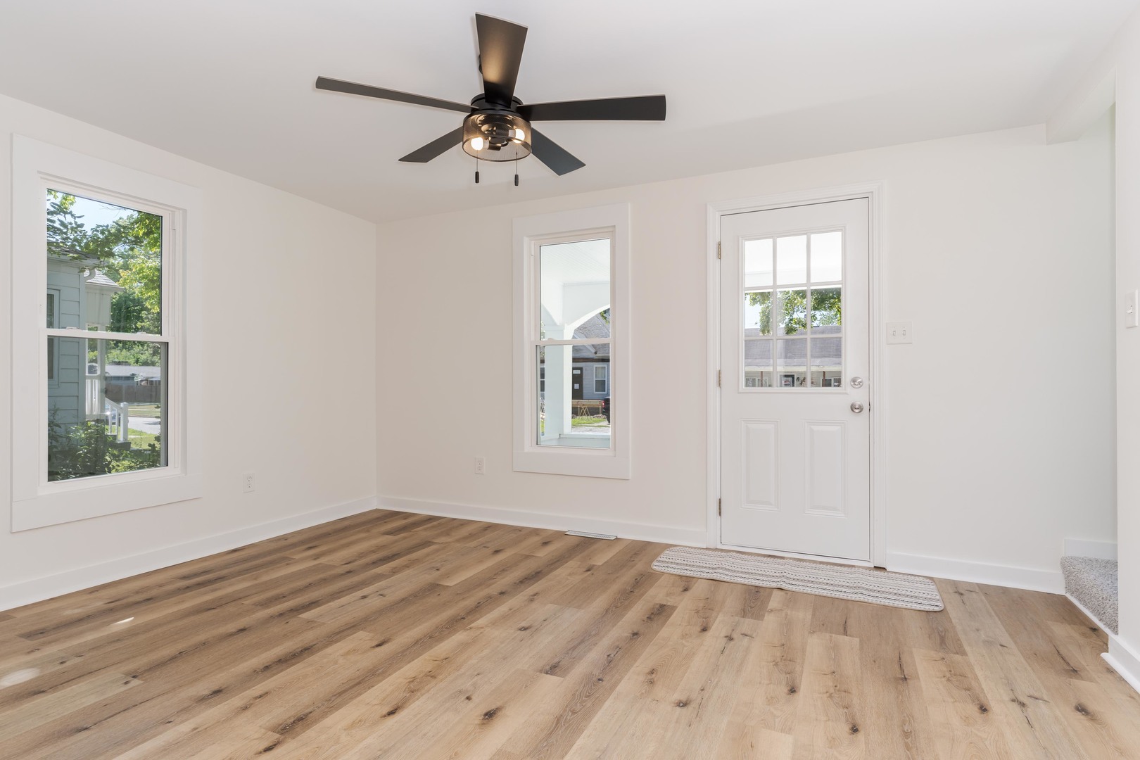 529 E Timber Street Property Photo 11