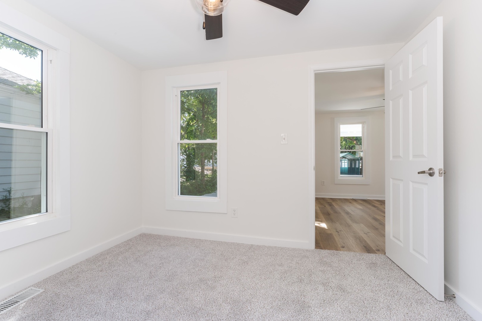529 E Timber Street Property Photo 25