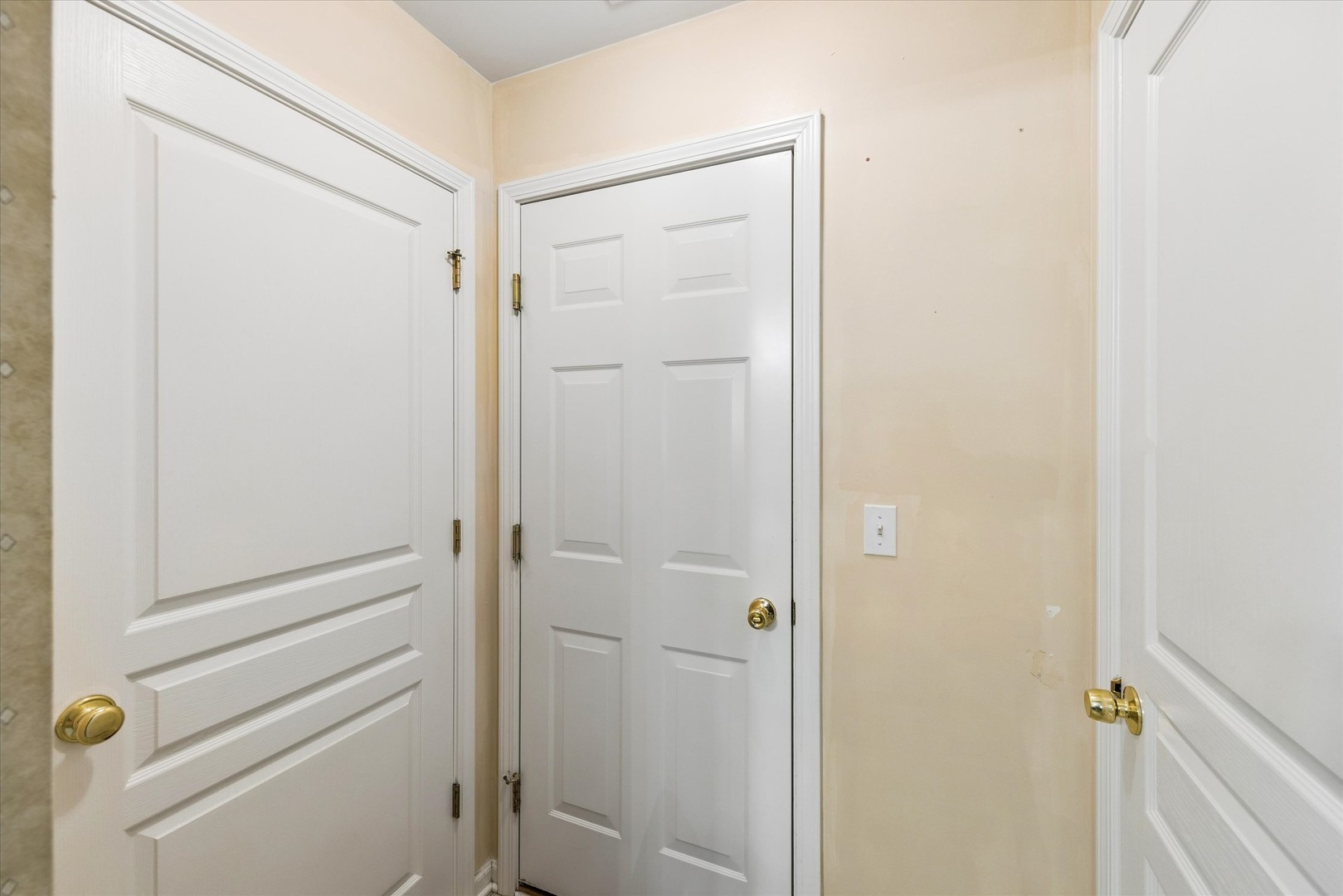 604 S Curran Road Property Photo 14
