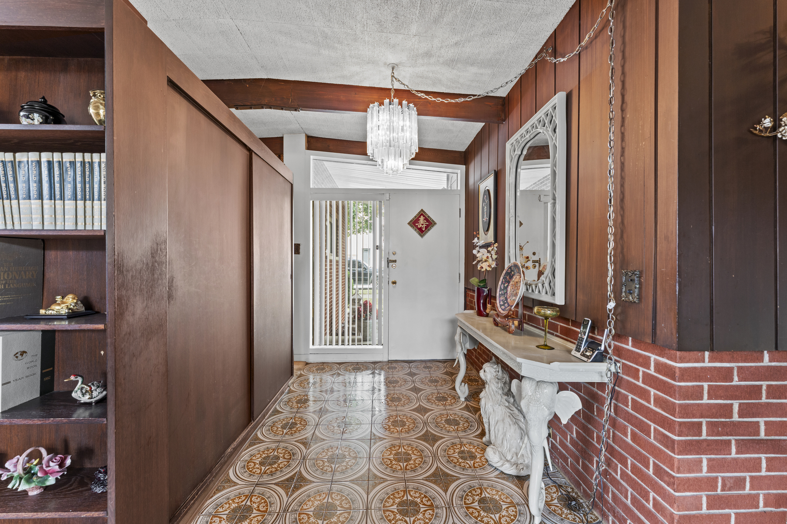 9055 Kenton Avenue Property Photo 12