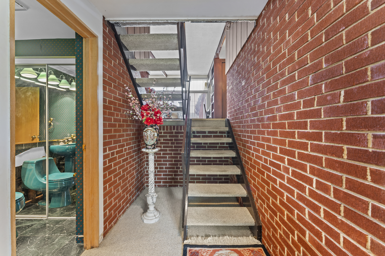 9055 Kenton Avenue Property Photo 18