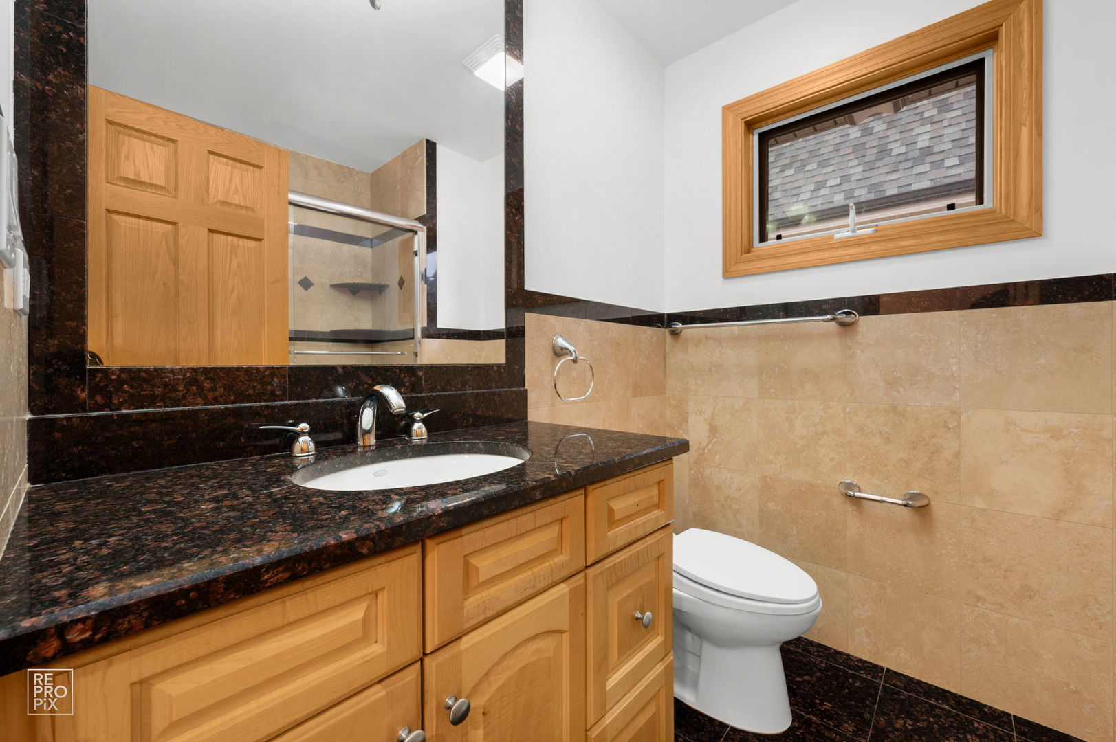 1017 E Red Oak Street Property Photo 27