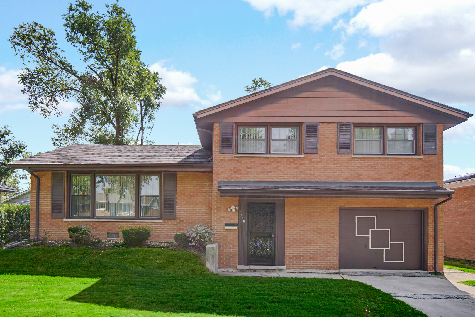 1219 D'amico Drive Property Photo 1